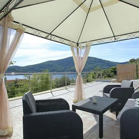 Seaside Family Friendly House With A Swimming Pool Cove Mikulina Luka, Korcula - 20116