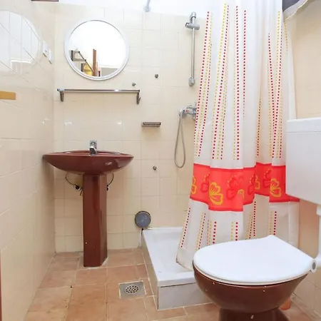 Holiday home Seaside Family Friendly House With A Swimming Pool Cove Mikulina Luka, Korcula - 20116 *