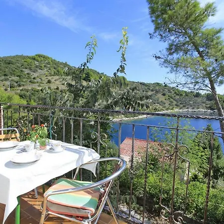 Semesterbostad Seaside Family Friendly House With A Swimming Pool Cove Mikulina Luka, Korcula - 20116 Vela Luka
